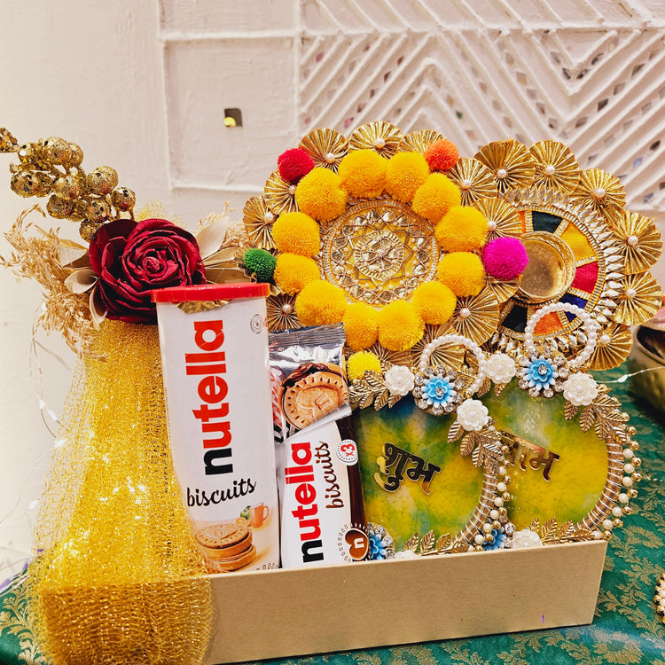 FESTIVE HAMPERS