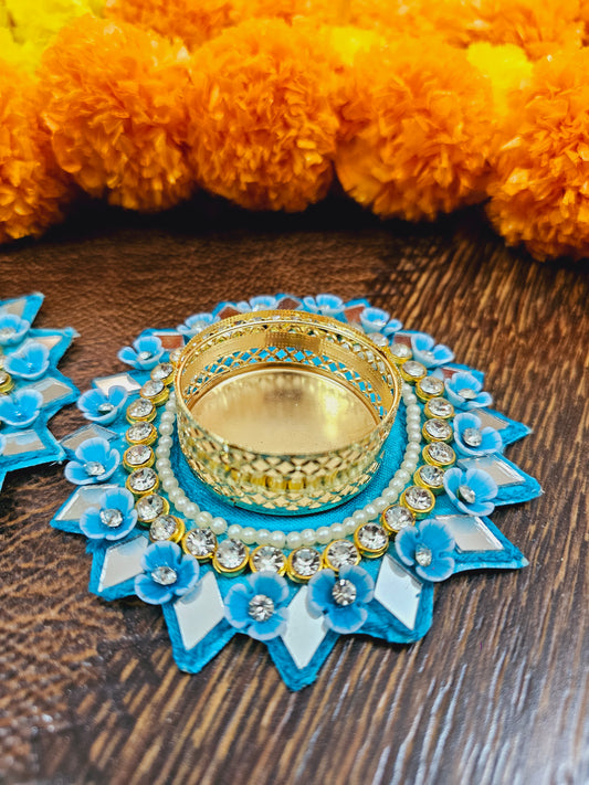 Festive Tea Light Candle Holder